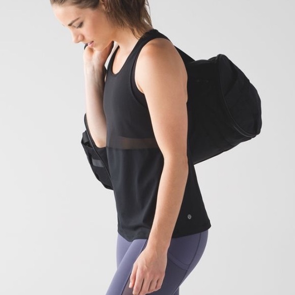 Lululemon Fast As Light 2-In-1 Tank 6 - Picture 3 of 16